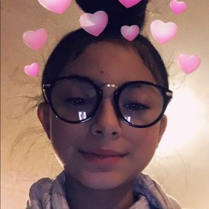 Meet your Posher, Celeste